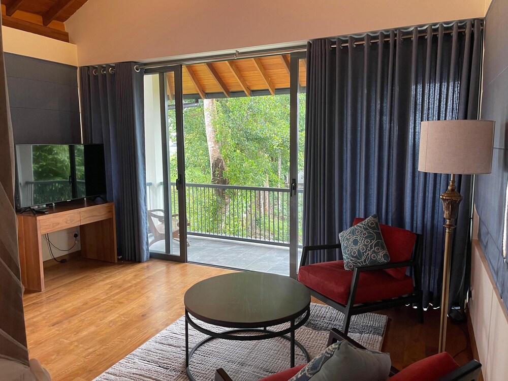 Heavensa Villas and Suites by The Clarks