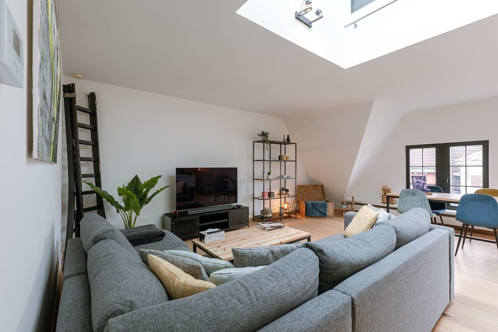 Huswell Modern Apartment in Historic Ghent