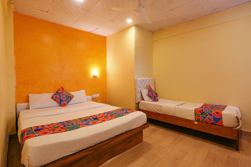 FabHotel Dream Inn I
