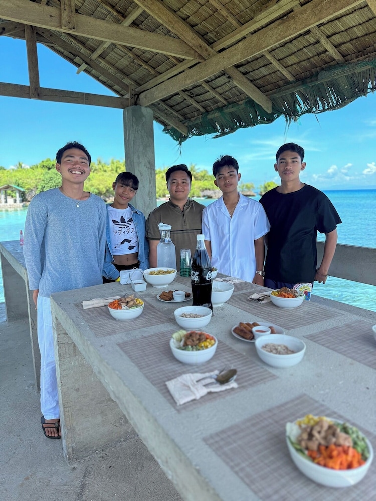 Reef Waters Resort