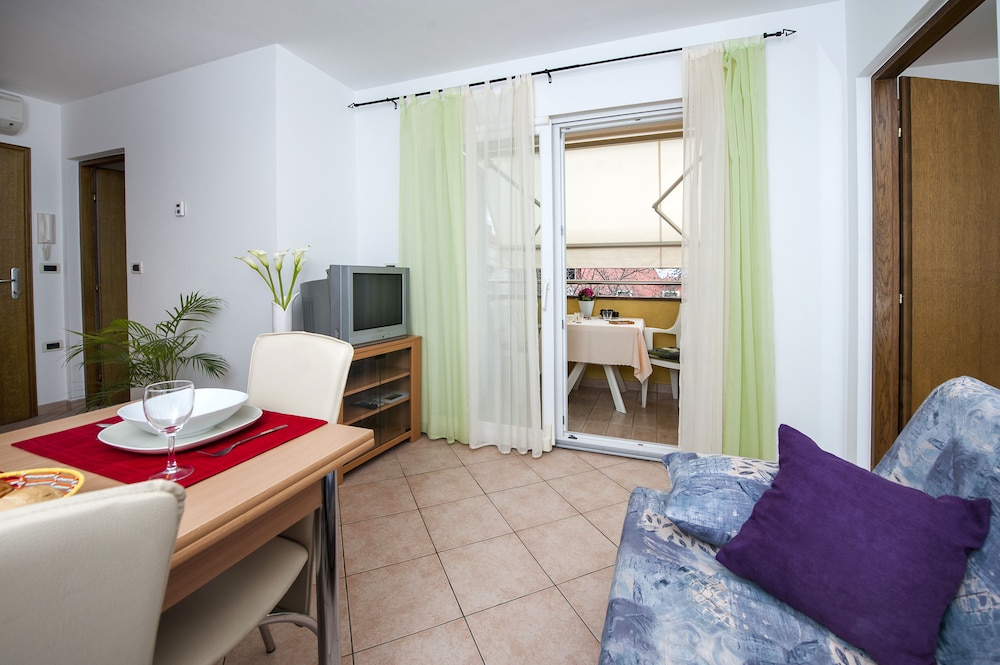 Apartments Davorka