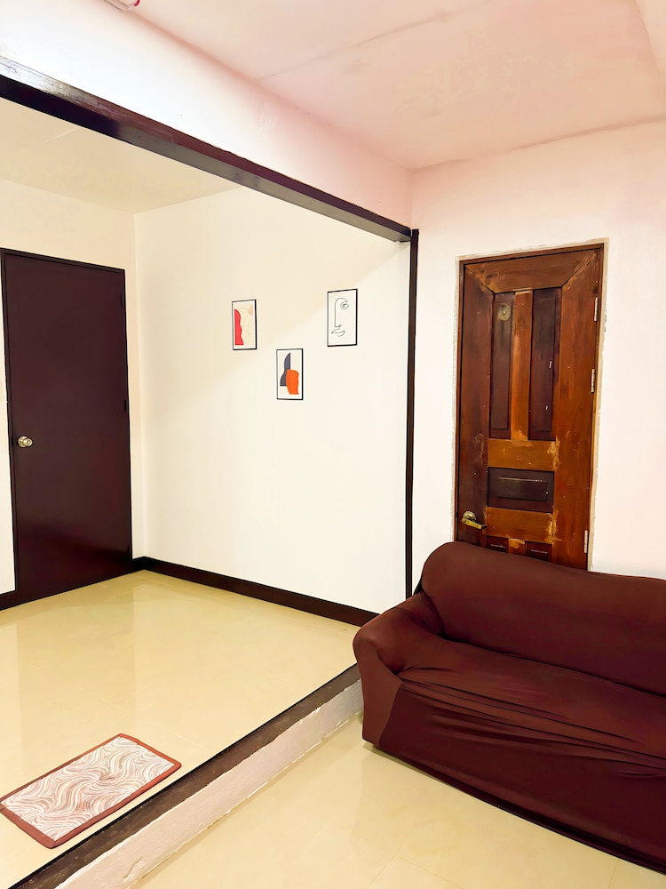 Flo Bed and Breakfast