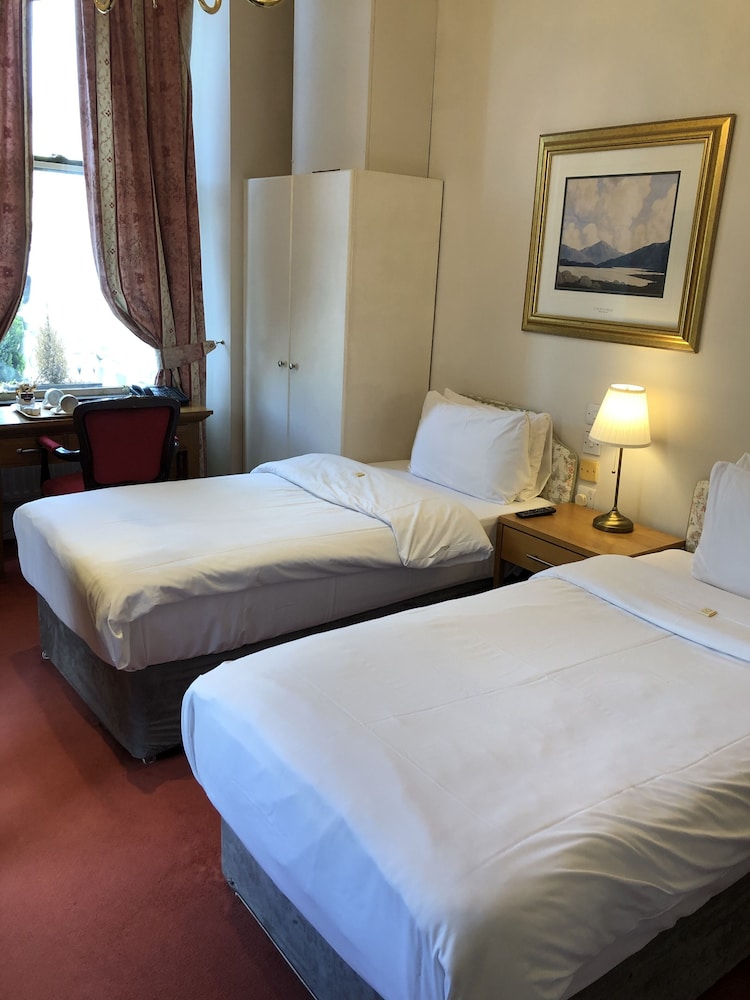 The Leeson Lodge