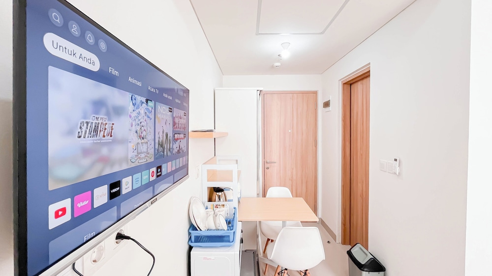 Stunning Studio Room (No Kitchen) at Bandaraya - Tallasa City Makassar Apartment