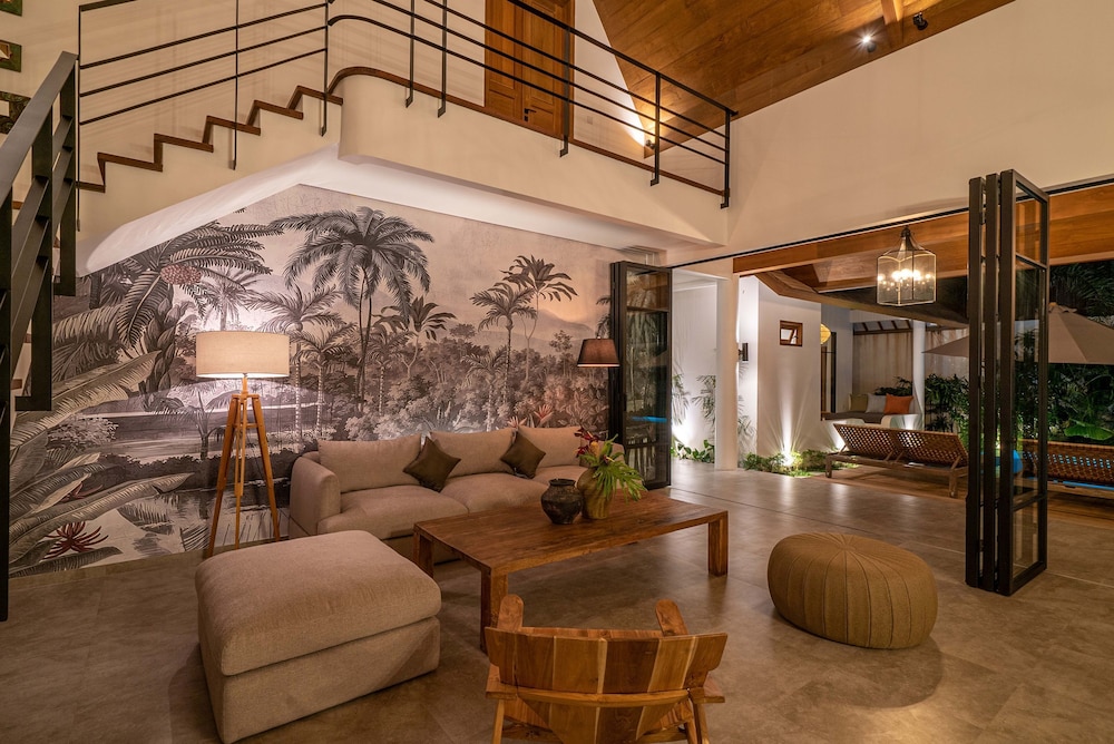 Villa Nusantara 5 by Alfred in Bali - Promo Luxury 4BD Pool Villa Pererenan Beach Caggu