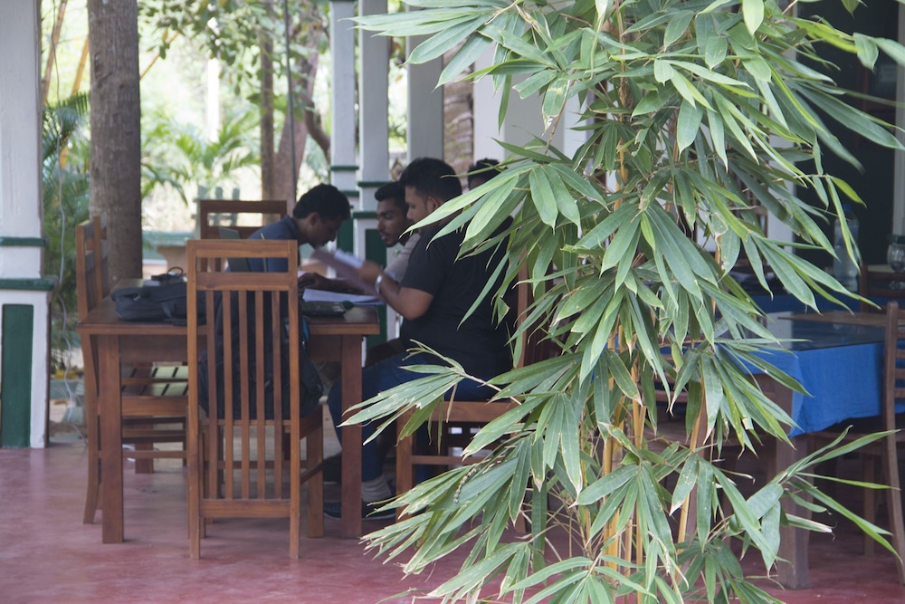 Thuruliya Lodge Habarana