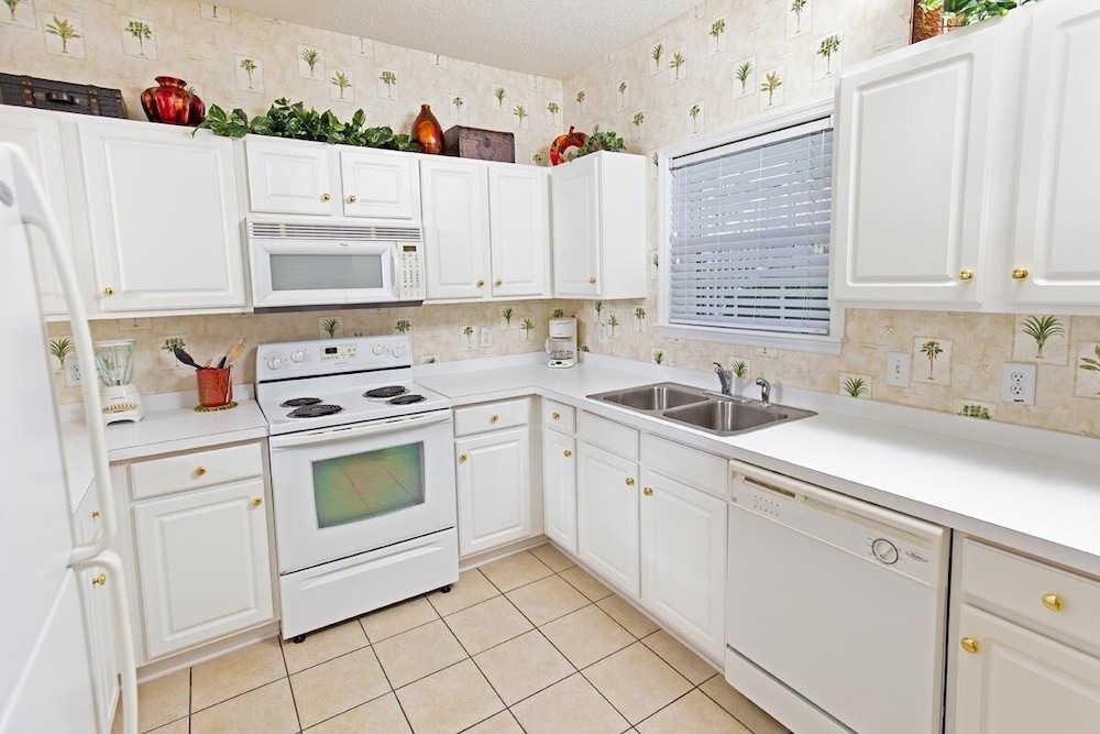 Havens 432 2 Bedroom Condo