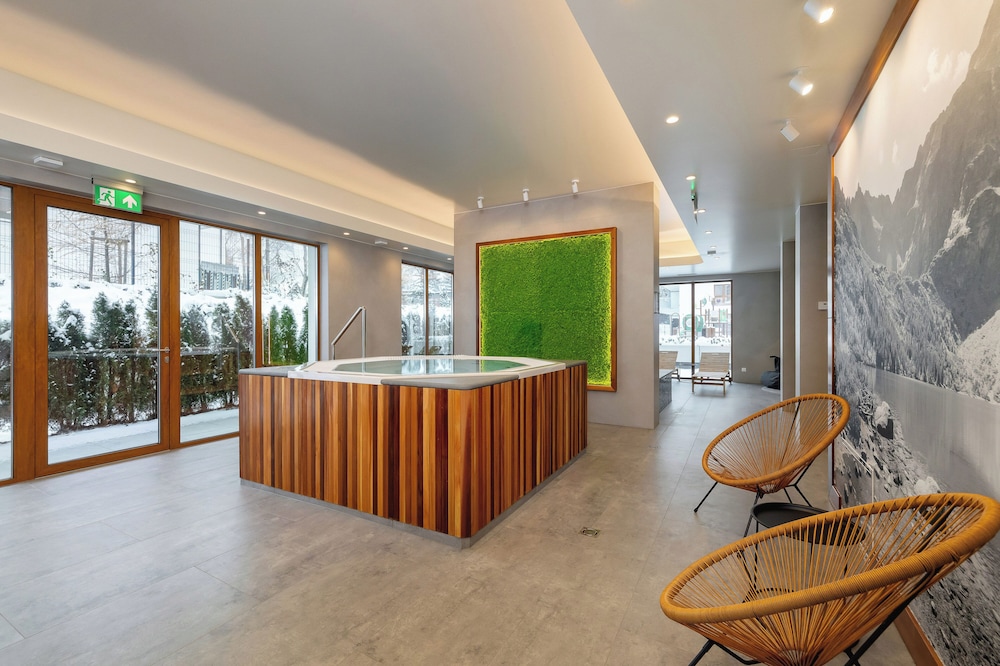 Szymony Apartment by Renters Prestige