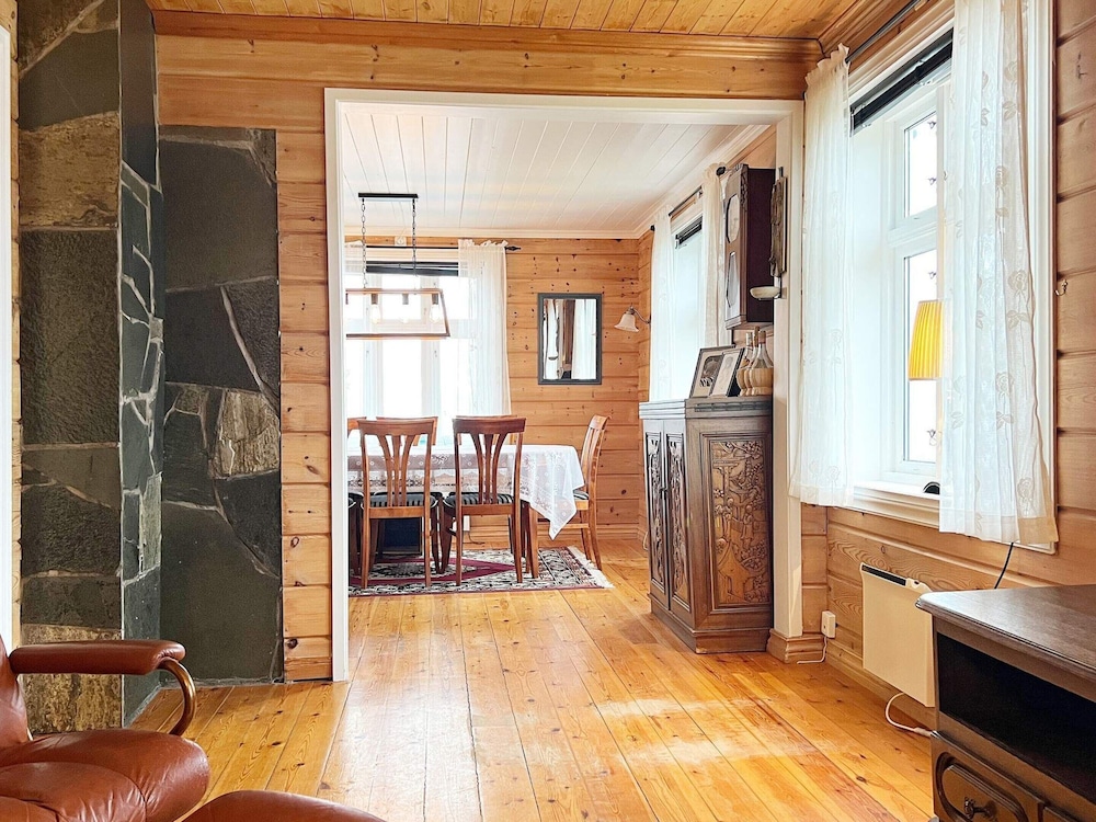 7 Person Holiday Home in Gurskoy view 4
