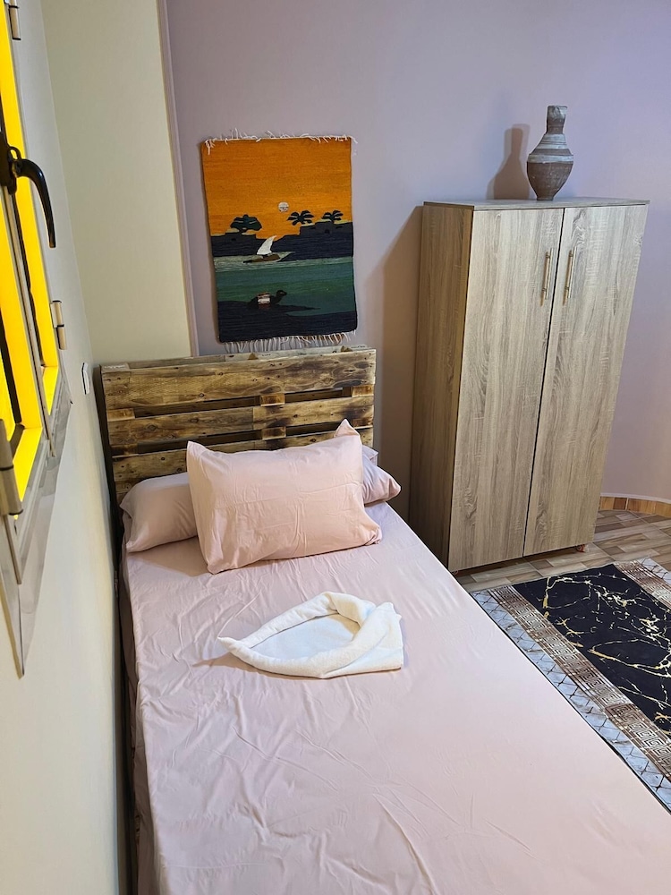 Giza Vacations - Pyramids Terrace Hostel Budget Stay - Property Image 26