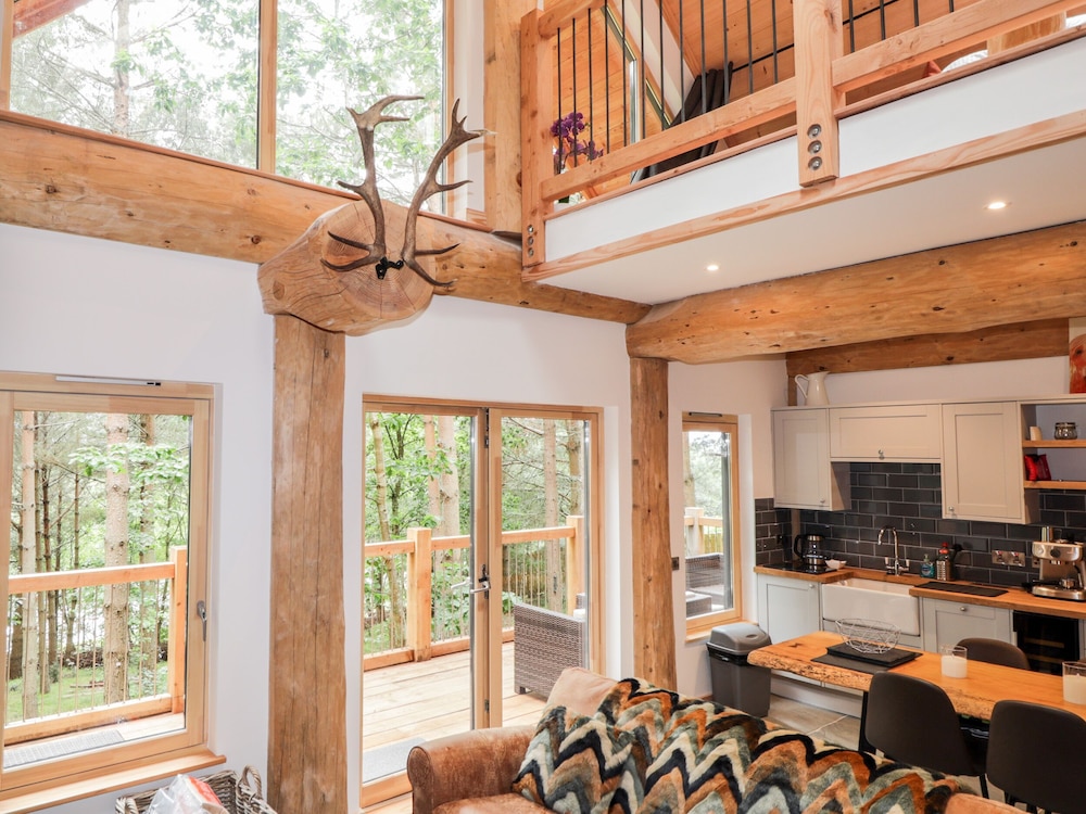 Pine Marten Lodge