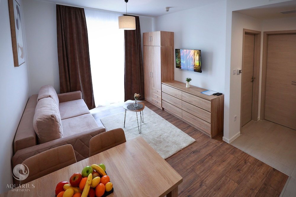 Aquarius Apartments