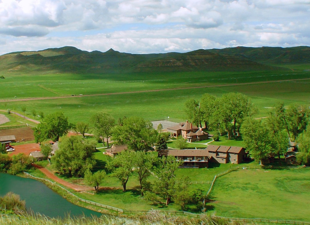 Buffalo Vacations - Ranch at Ucross - Property Image 1