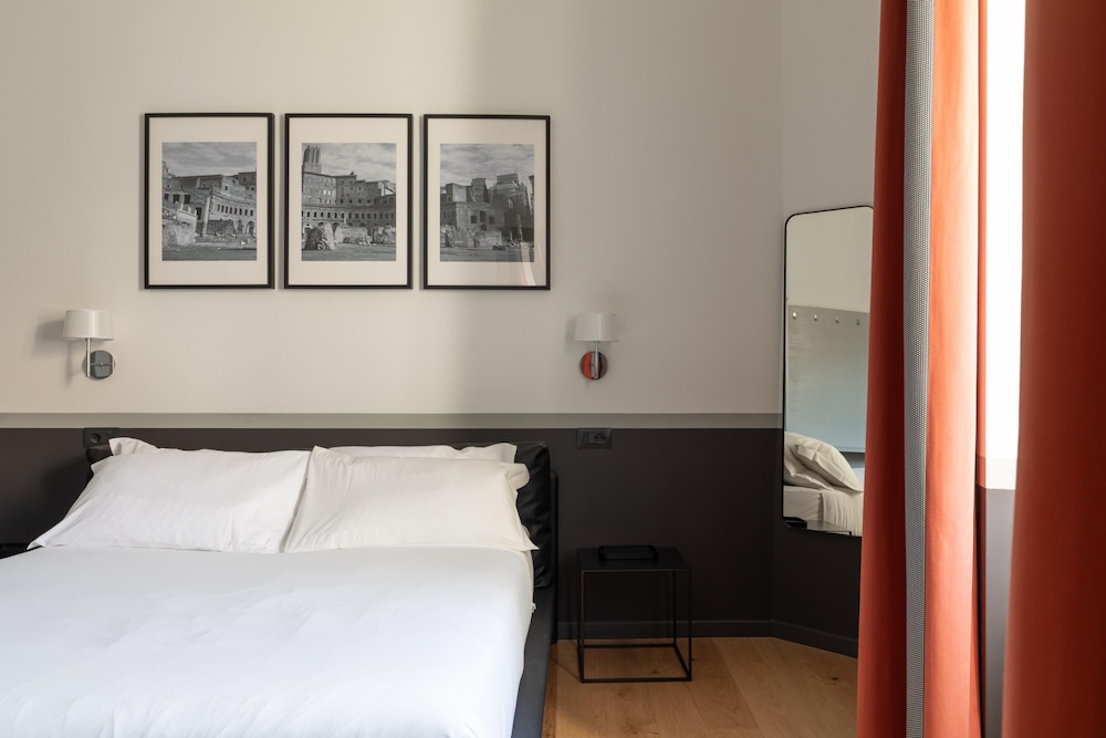Stunning Rose Trastevere Apartment