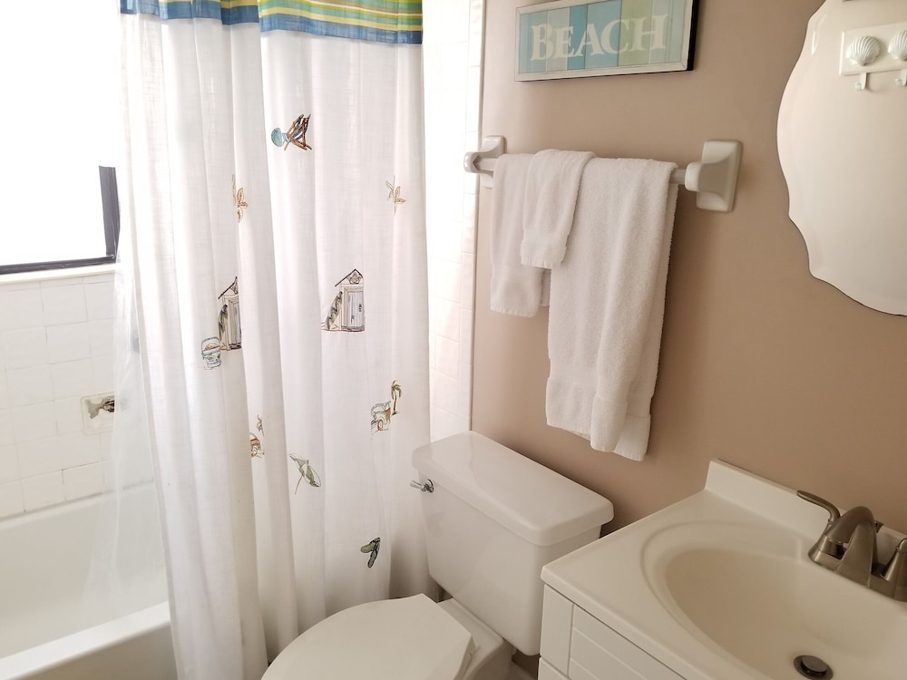 2 Bed, 2 Bath, Ocean View, Poolside - Sea Place 13137 view 4