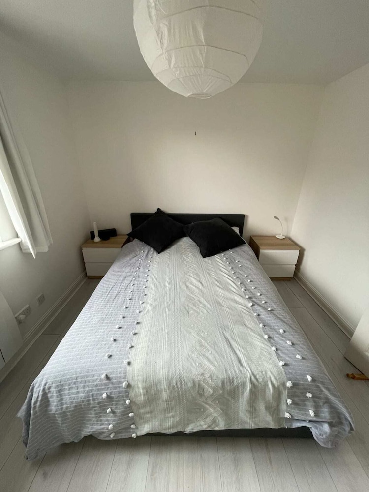 2BD Flat With Views of Canary Wharf - Rotherhithe