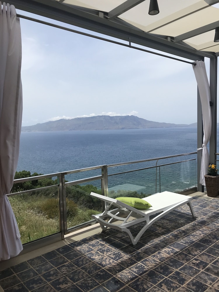 Villa Athina