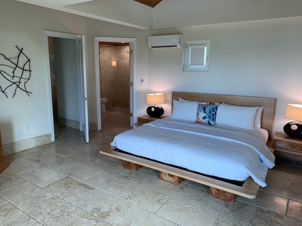Sky Beach Club Rock House 4 Bedroom Home - Photo 9