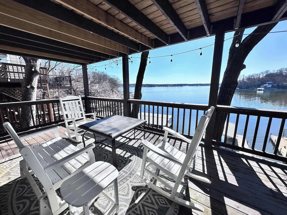 Dockside Dream w/ Kayak & Dock
