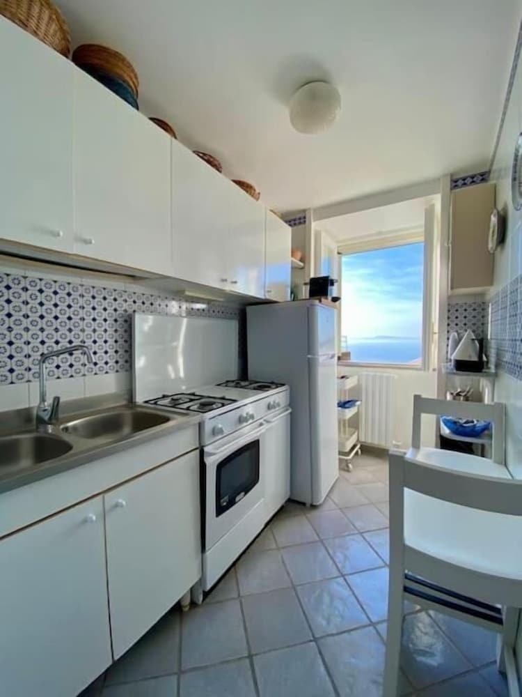Charming Location Between Positano and Sorrento