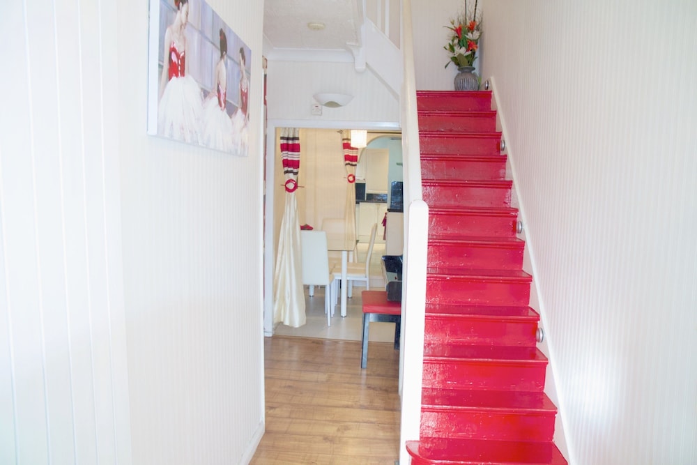 A & L Lodgings