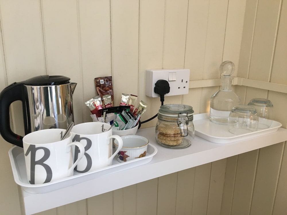 Ashbury Bed and Breakfast