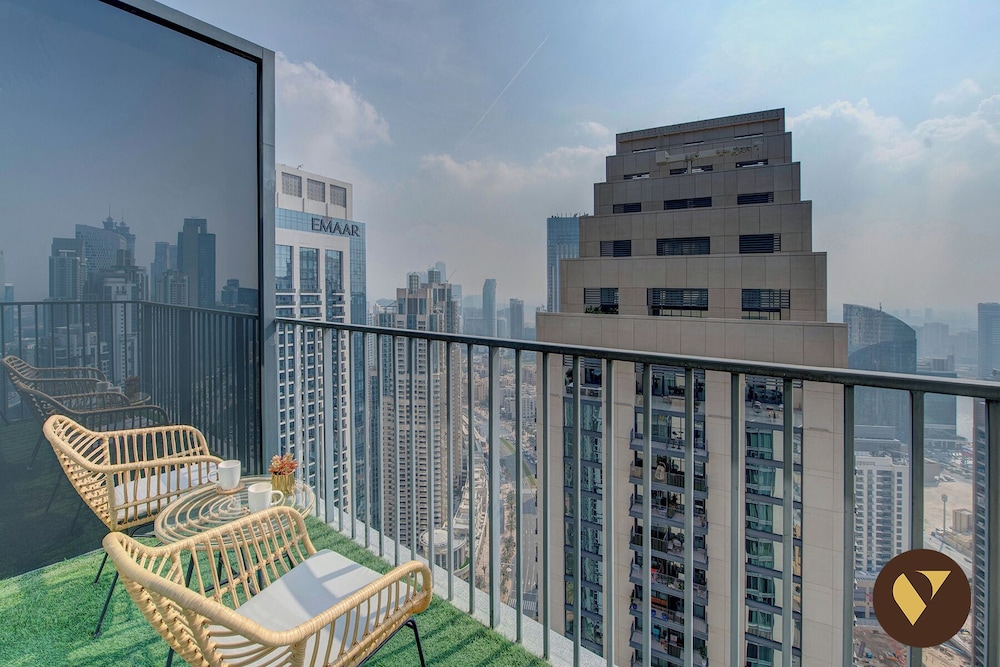 Vogue 43rd Floor Boulevard Heights