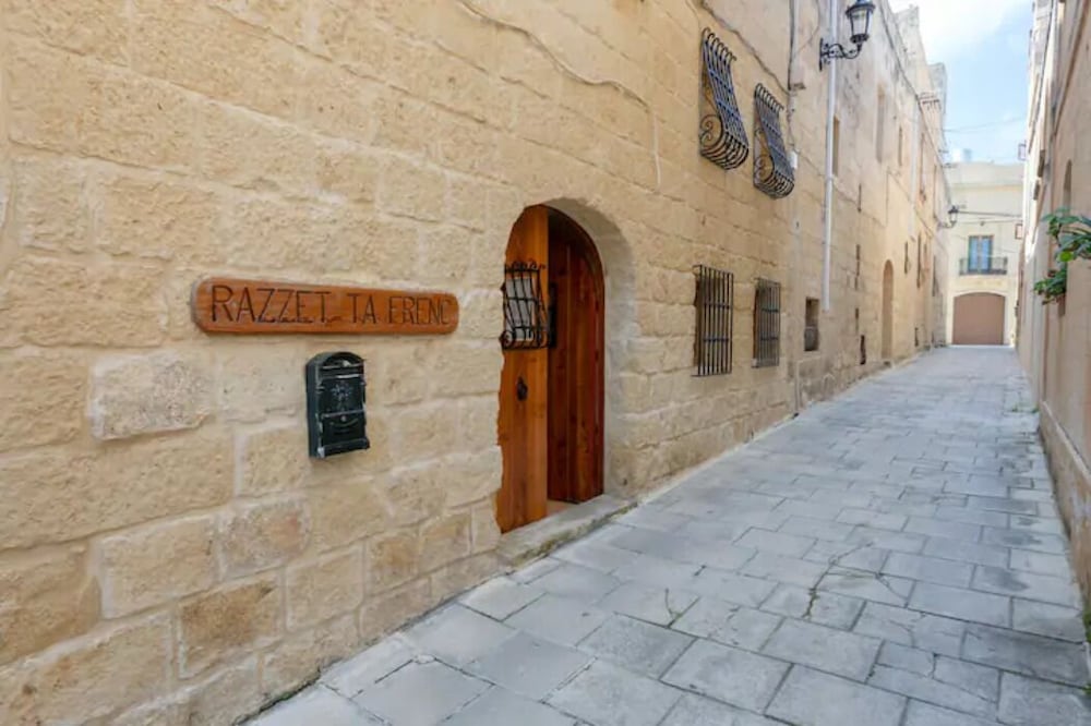 Ta' Frenc Farmhouse