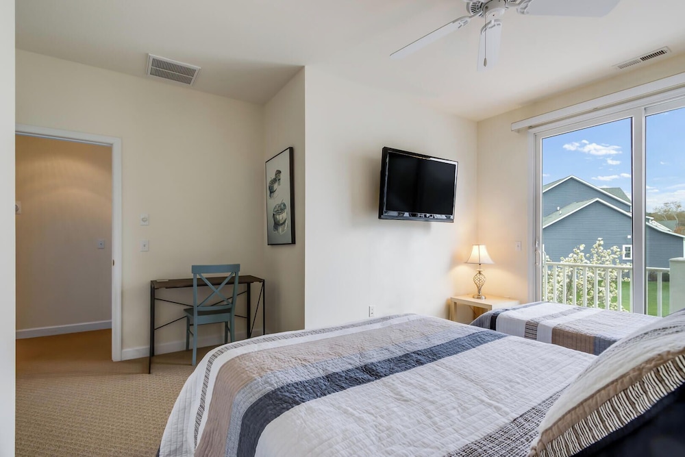 Smithfield Court 2 #102