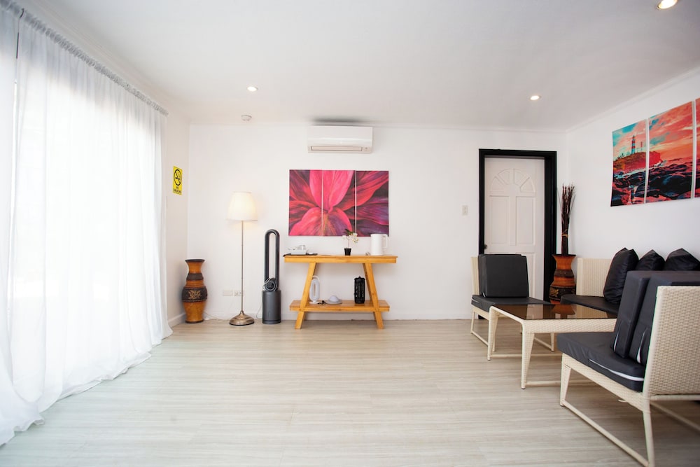 La Suerte Villa