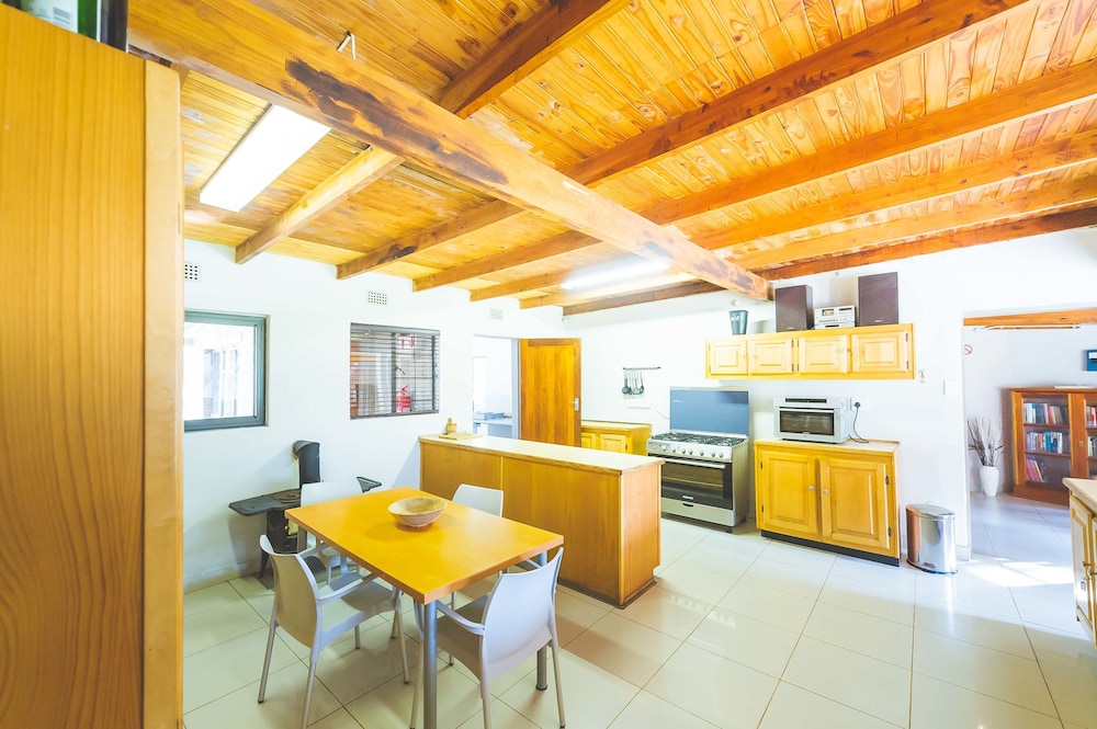 Deruxa Cottages