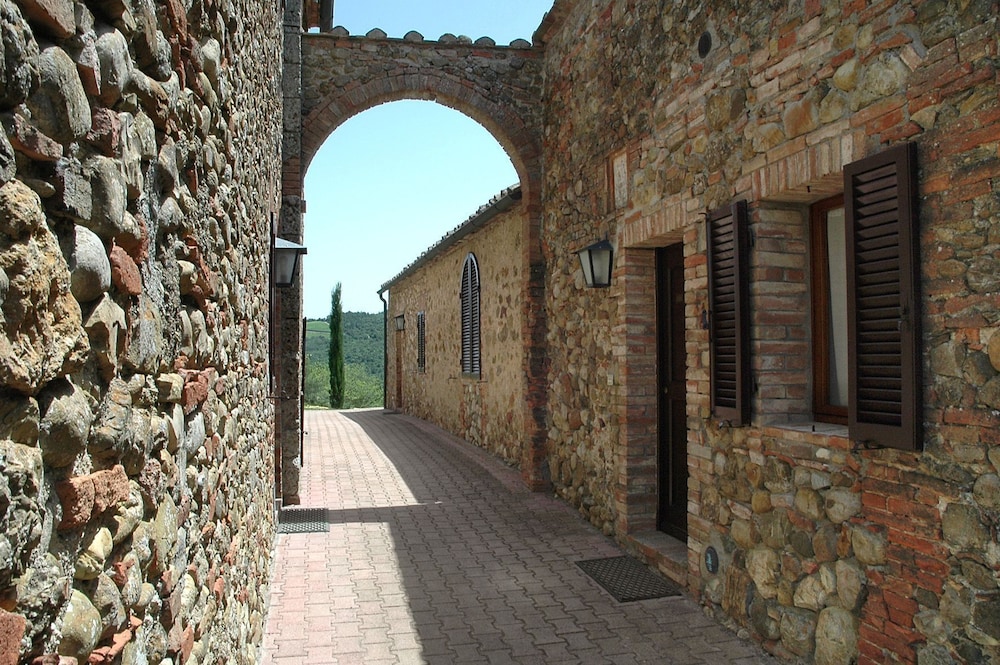 Photo 45