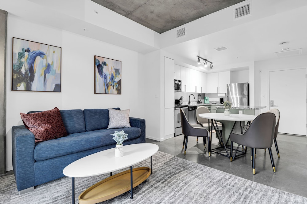 Phoenix Urban Luxury Escape