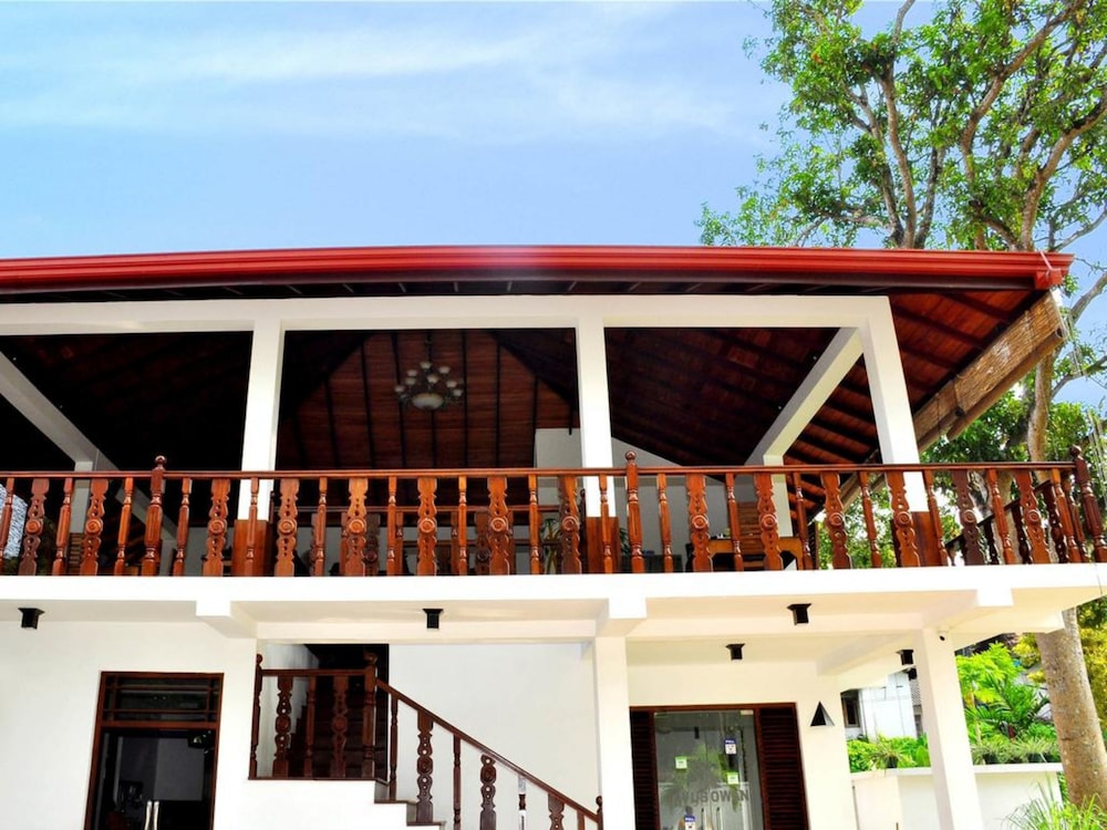 Rockery Villa