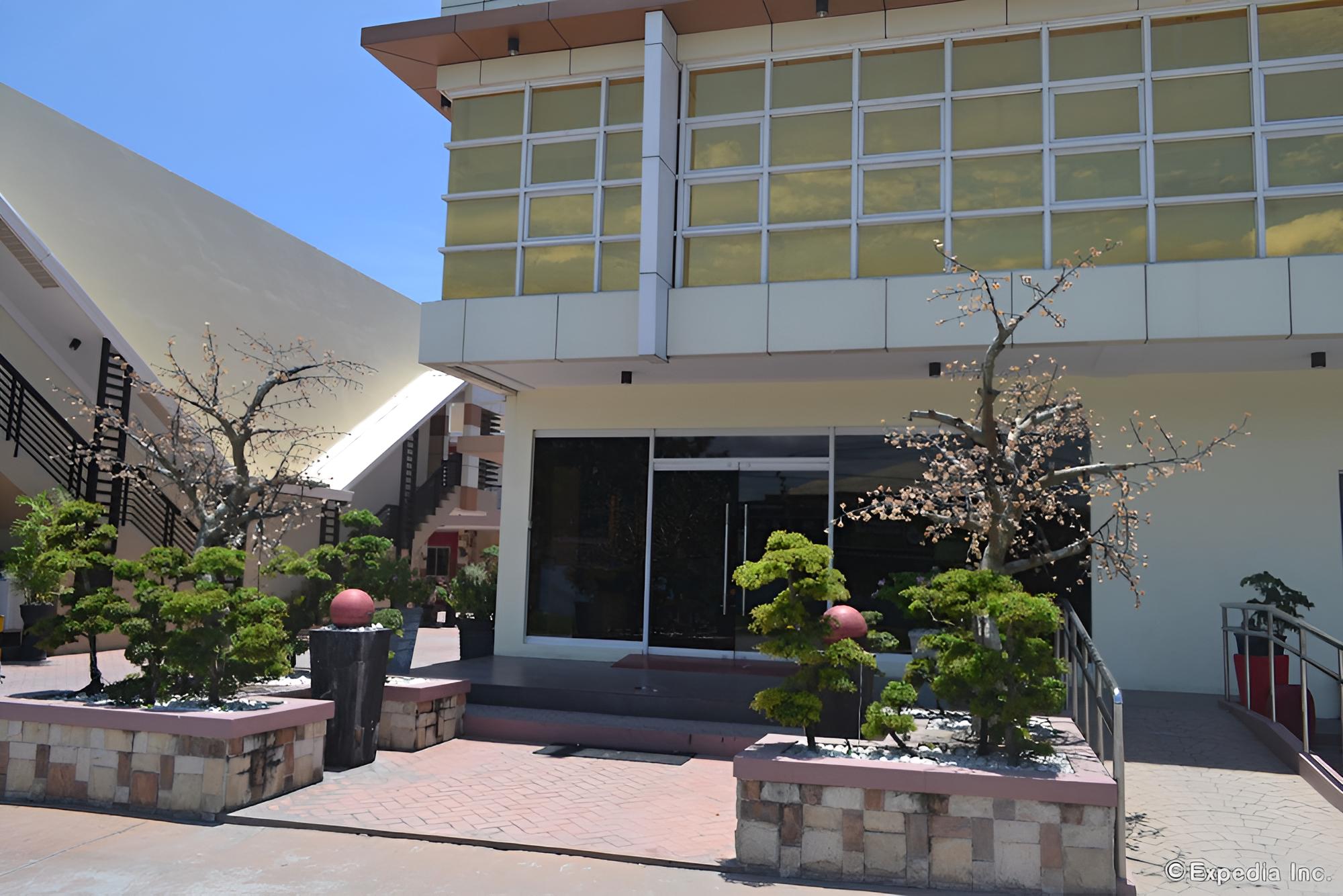 Roadhaus Hotel - The Manny Pacquiao Hotel