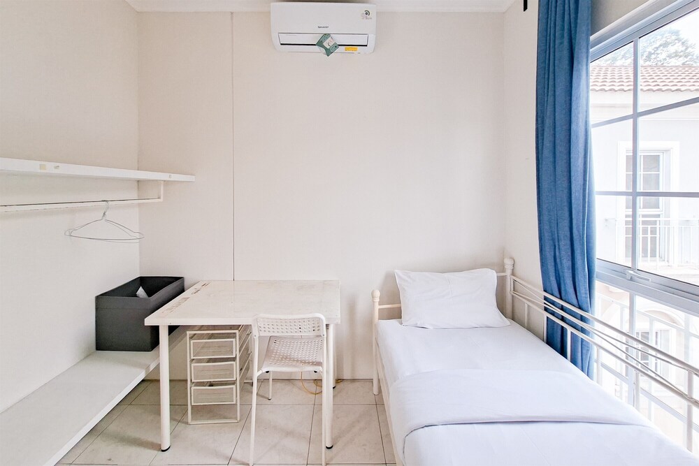 Modern 4Br Apartment At Guest House Vanya Park