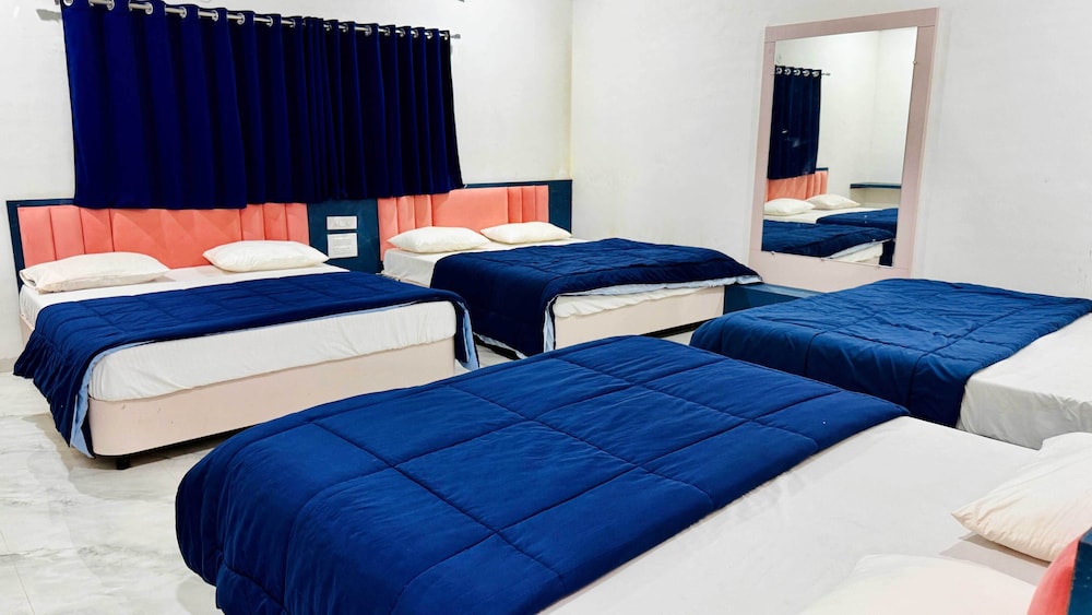 Hotel Raj Inn