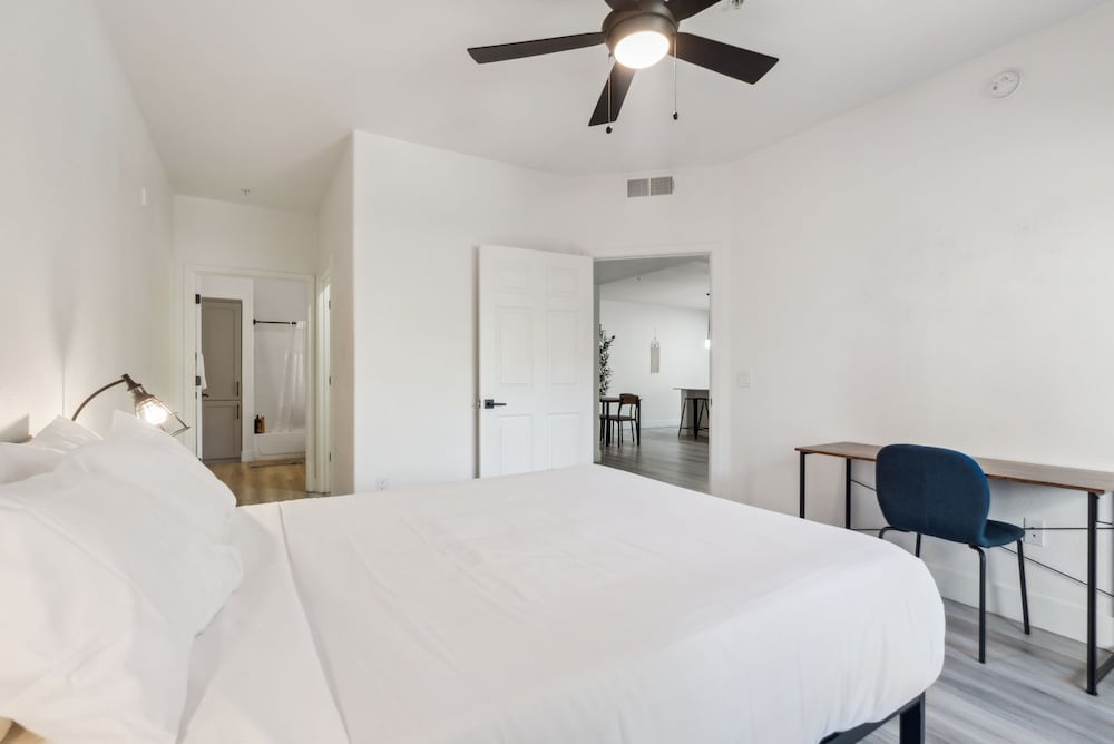 CozySuites at Zone Westgate