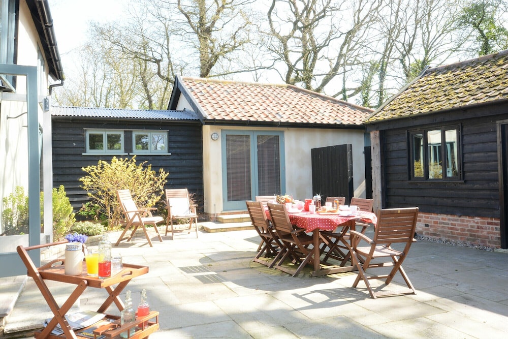 Yew Tree Farm Barn, Worlingworth