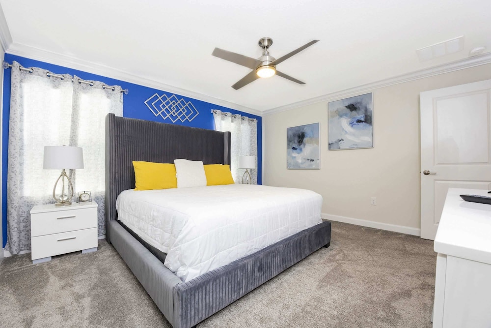 Stunning 4Bd Near Disney w Pool Storey Lake 4369