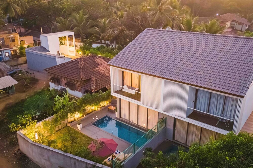 Villa Samurai - Japanese Villa w Pool North Goa