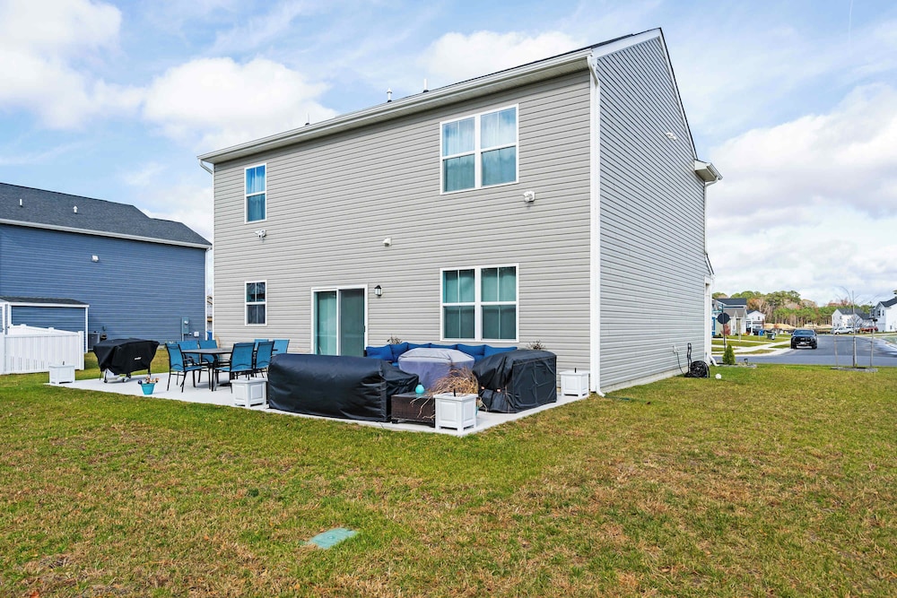 Schooner Landing 2 Sleeps 12