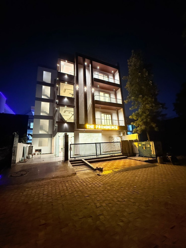 The Prominence Hotel Greater Noida