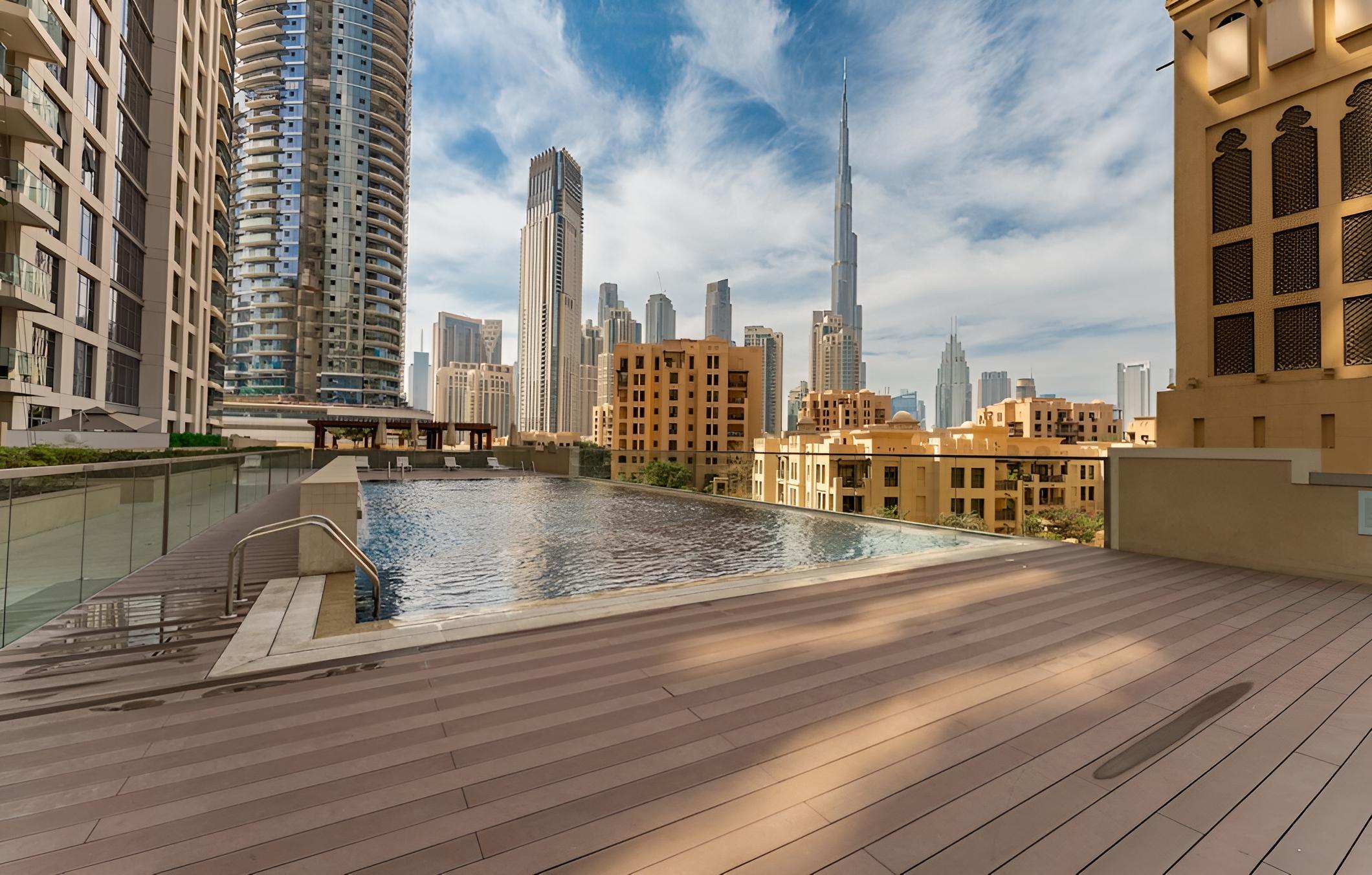 Classy Apt w Terrace Direct Burj Khalifa Views