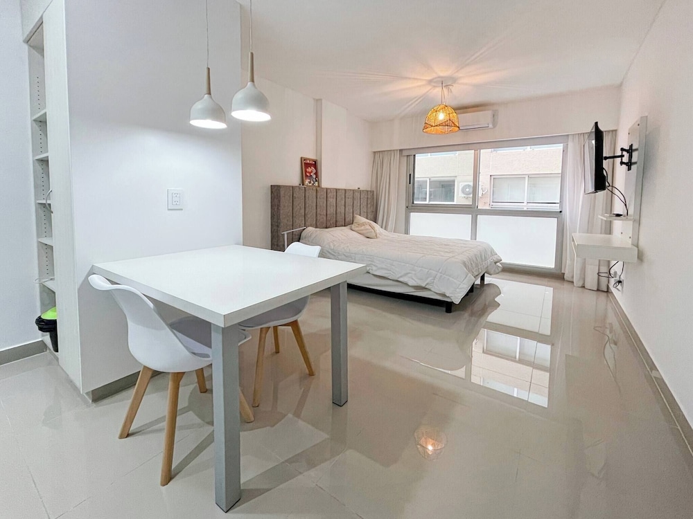Modern & Cozy Studio in San Telmo With Pool and Balcony