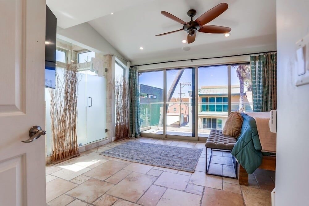 Ocean Breeze 1