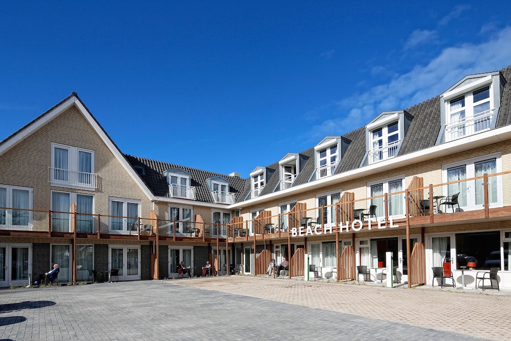 Hotel Beach Hotel - Image 1