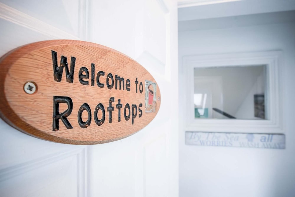 Rooftops - 1 Bedroom Apartment - Tenby