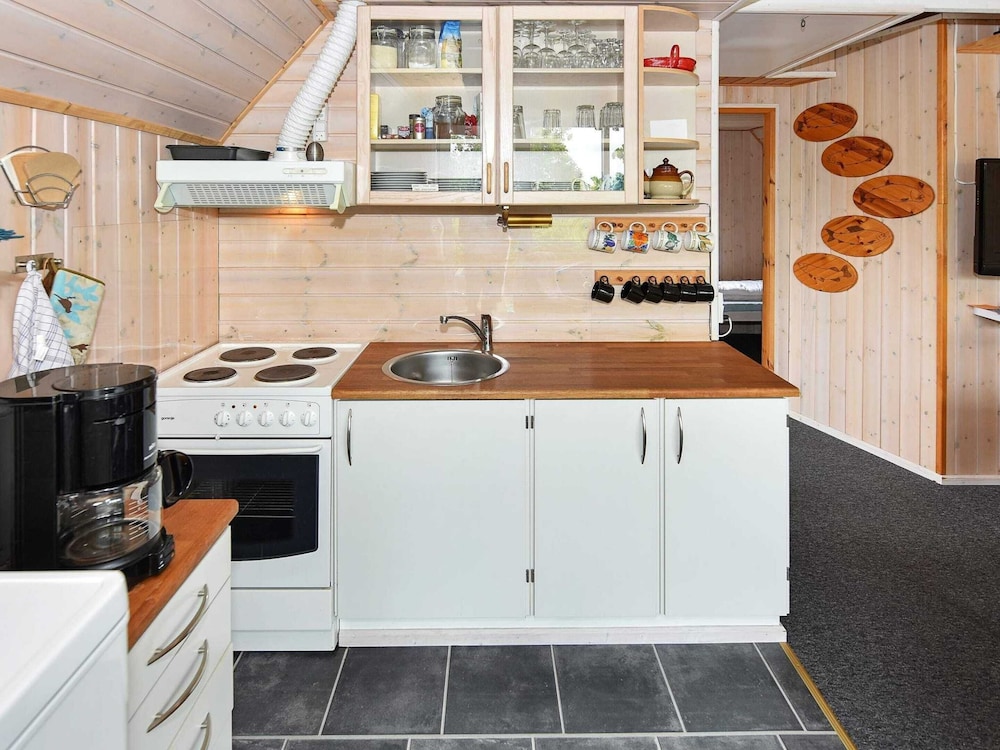 5 Person Holiday Home in Grindsted view 4