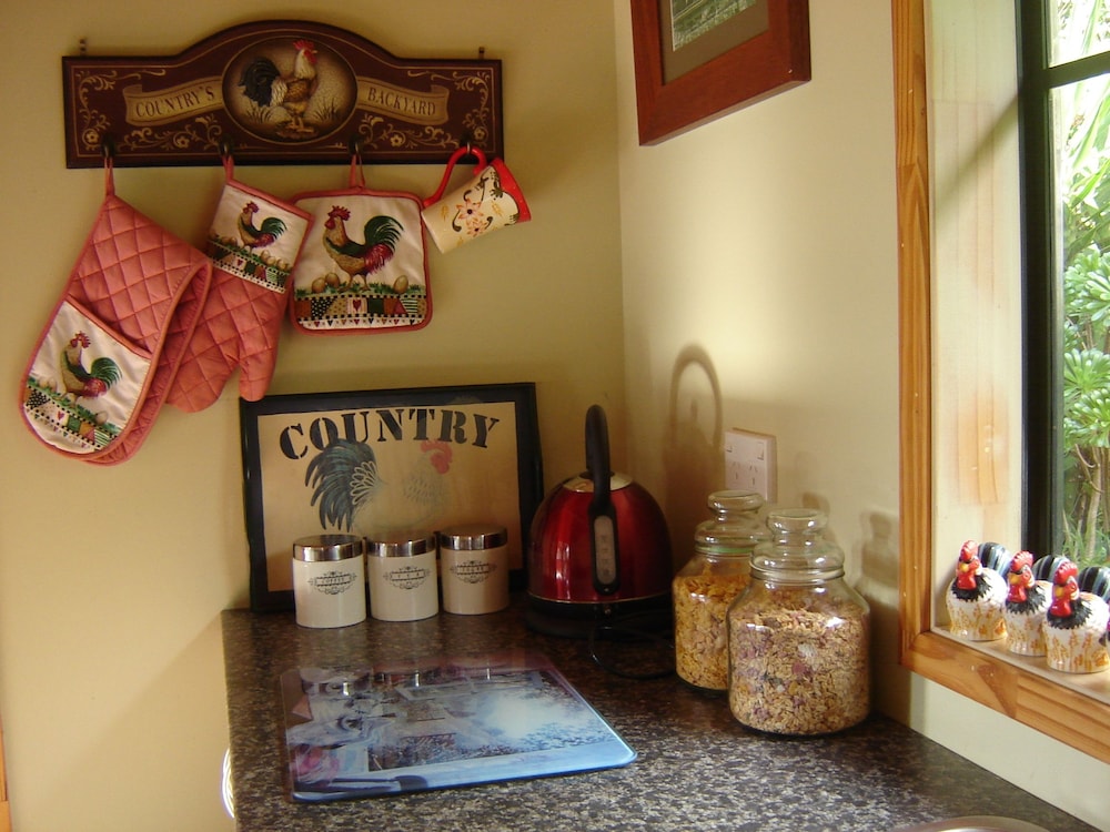 Karangahake Gold 'n Views Cottage